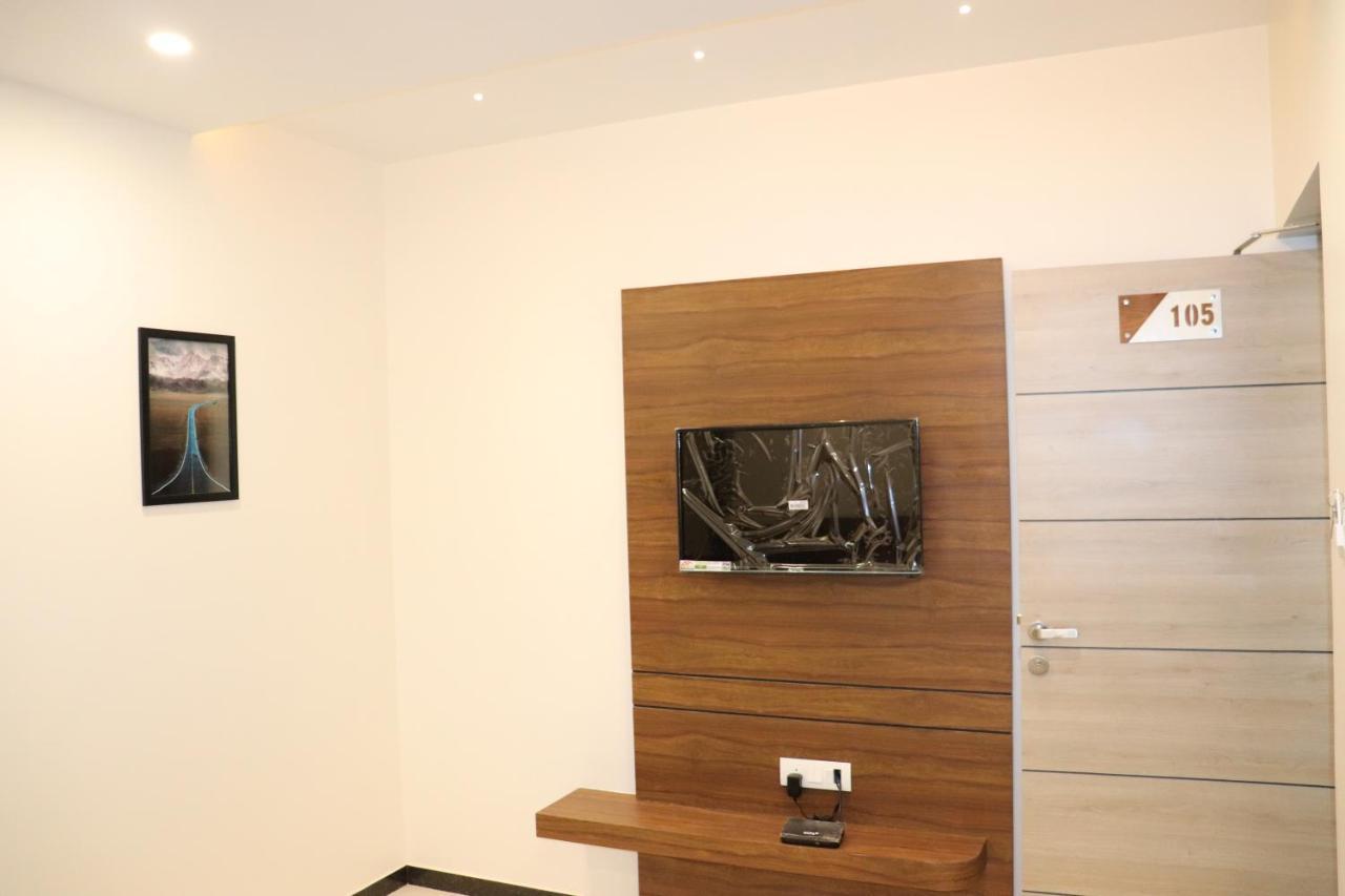 Hotel City Point Phalodi  Экстерьер фото