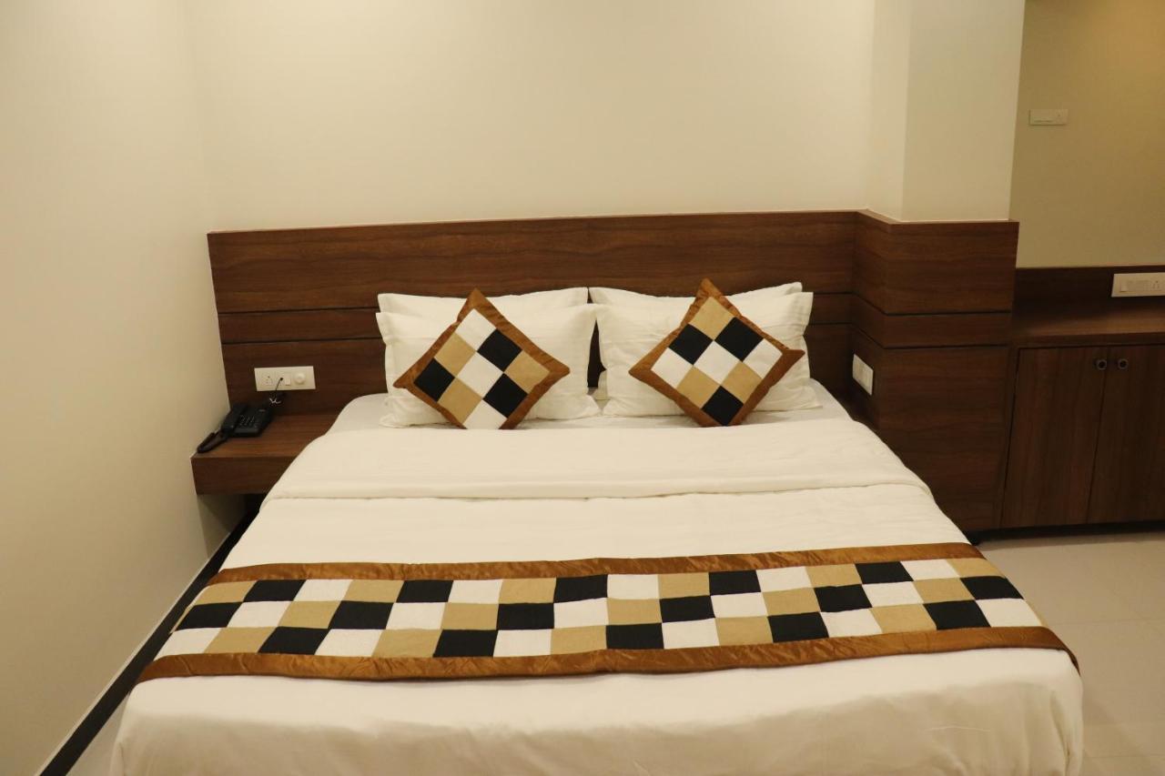 Hotel City Point Phalodi  Экстерьер фото