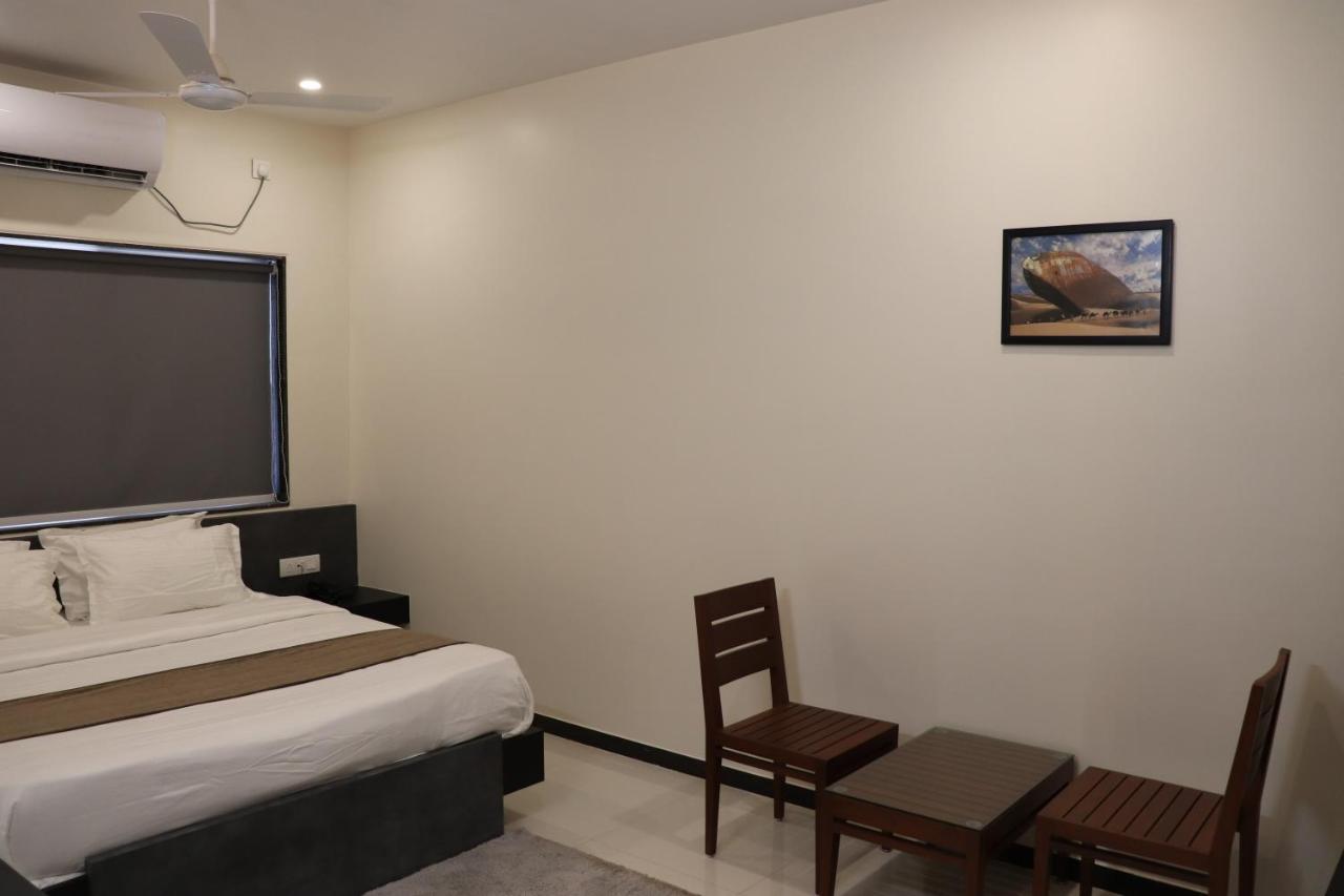 Hotel City Point Phalodi  Экстерьер фото